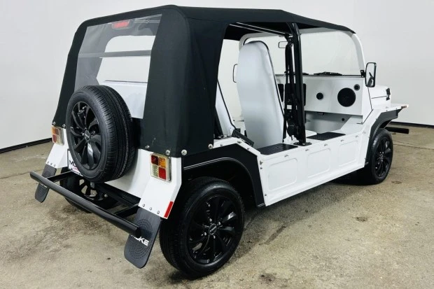 2023 Mini Mini Moke - Image 2 of 8
