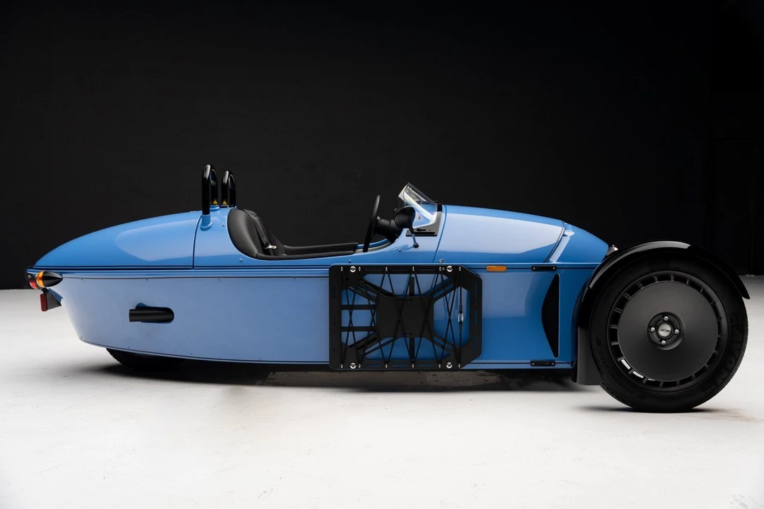 2023 Morgan Super 3 - Image 24 of 31