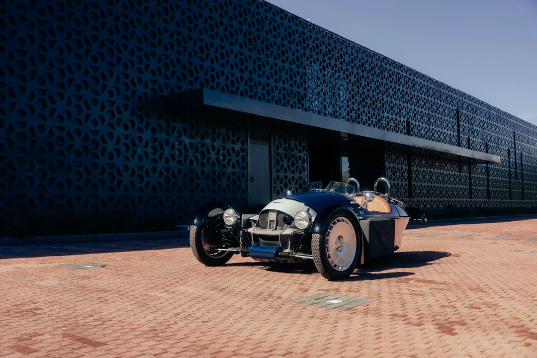 2023 Morgan Super 3 - Image 3 of 31