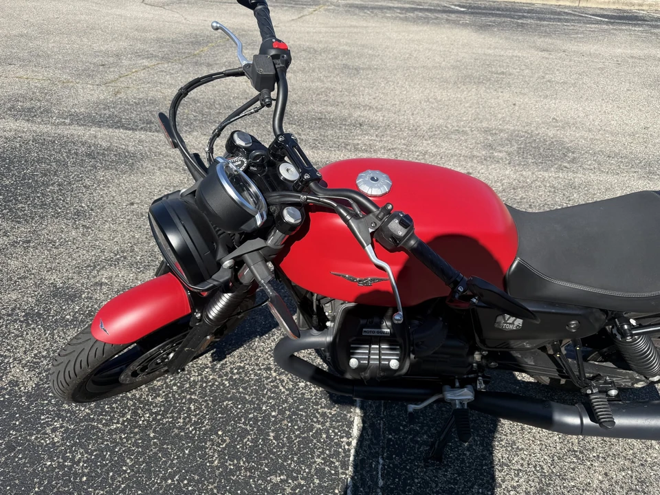 2023 Moto Guzzi V7 (2007+) - Image 16 of 31