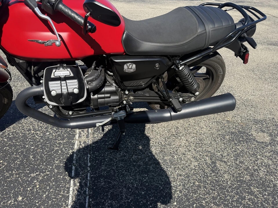2023 Moto Guzzi V7 (2007+) - Image 20 of 31