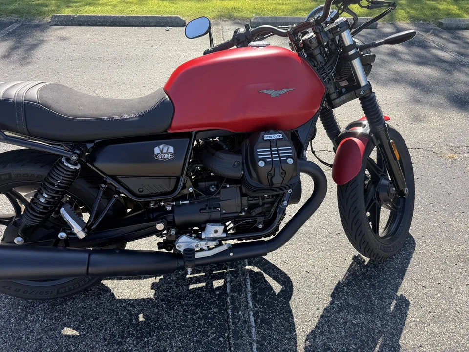 2023 Moto Guzzi V7 (2007+) - Image 26 of 31