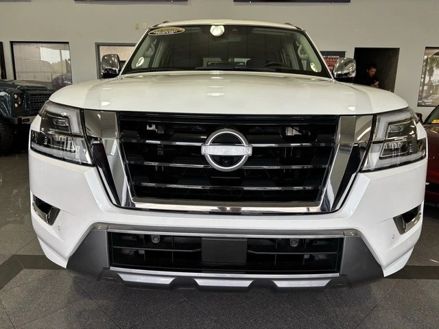 2023 Nissan Armada - Image 5 of 12