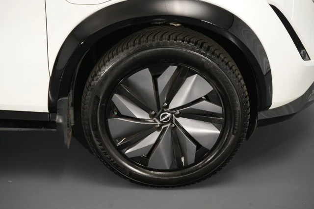 2023 Nissan - Image 24 of 31