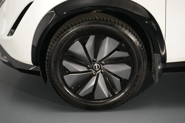 2023 Nissan - Image 21 of 31