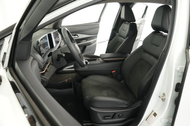 2023 Nissan - Image 29 of 31