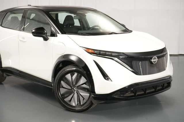 2023 Nissan - Image 8 of 31