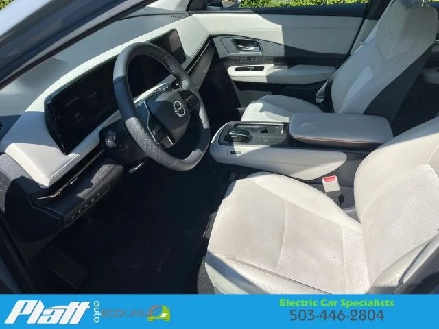 2023 Nissan - Image 19 of 31