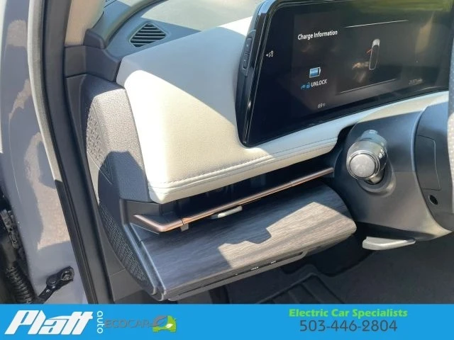 2023 Nissan - Image 20 of 31