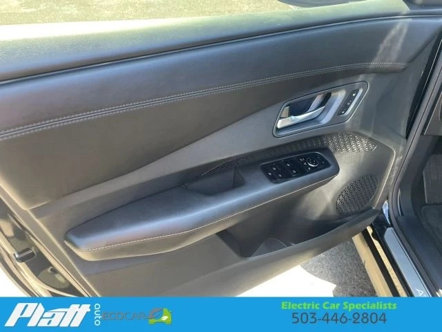 2023 Nissan - Image 23 of 31