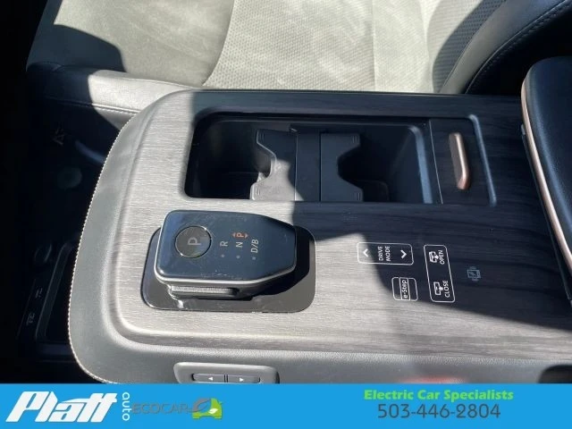 2023 Nissan - Image 28 of 31