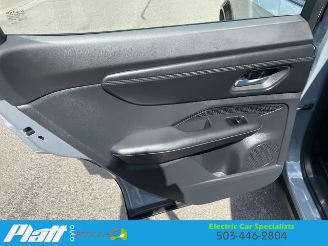 2023 Nissan - Image 28 of 31
