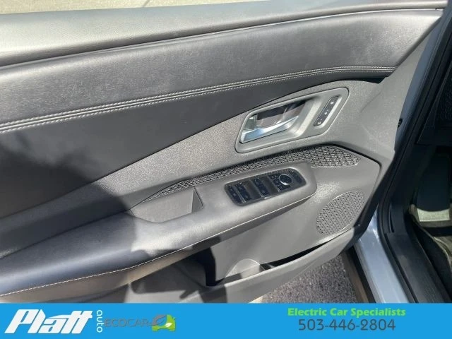 2023 Nissan - Image 20 of 31