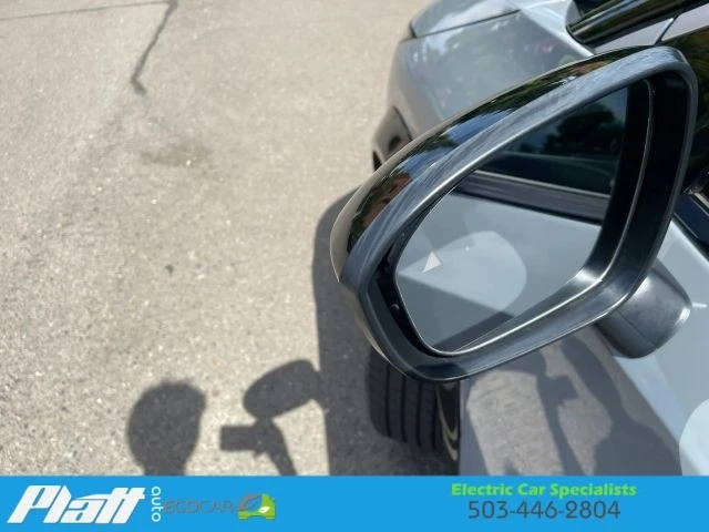 2023 Nissan - Image 18 of 31
