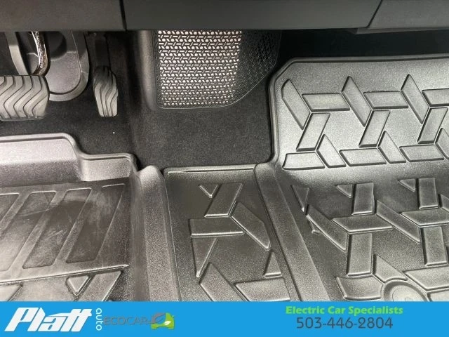 2023 Nissan - Image 25 of 31