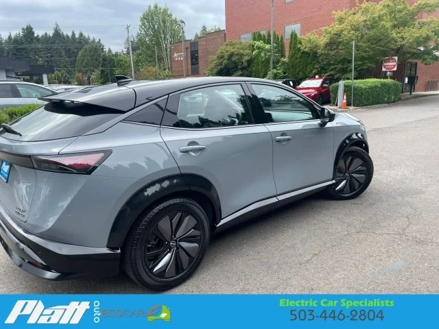 2023 Nissan - Image 11 of 31