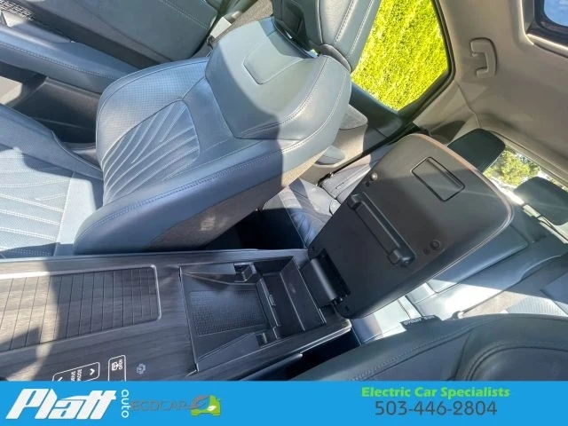 2023 Nissan - Image 26 of 31