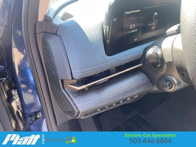 2023 Nissan - Image 25 of 31