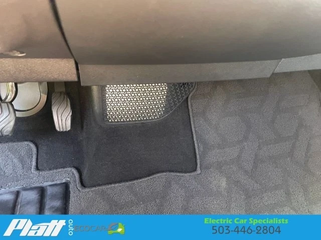 2023 Nissan - Image 30 of 31