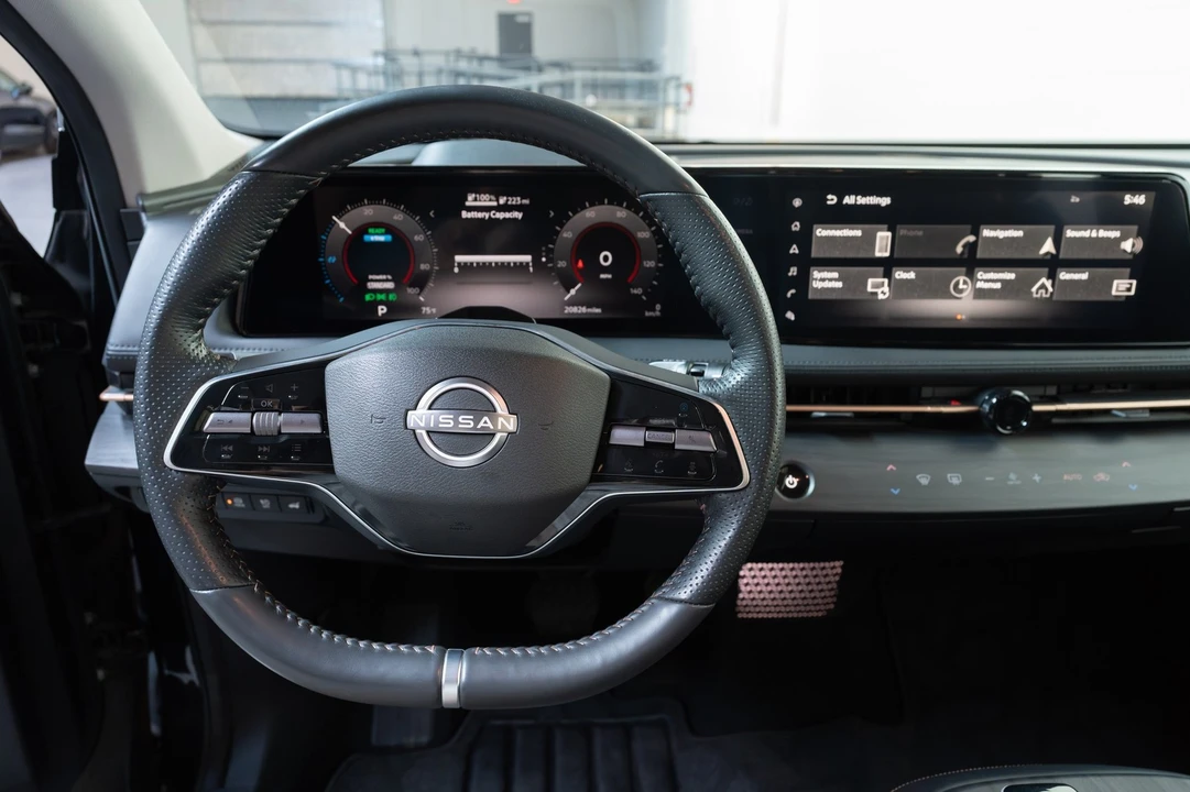 2023 Nissan - Image 3 of 31