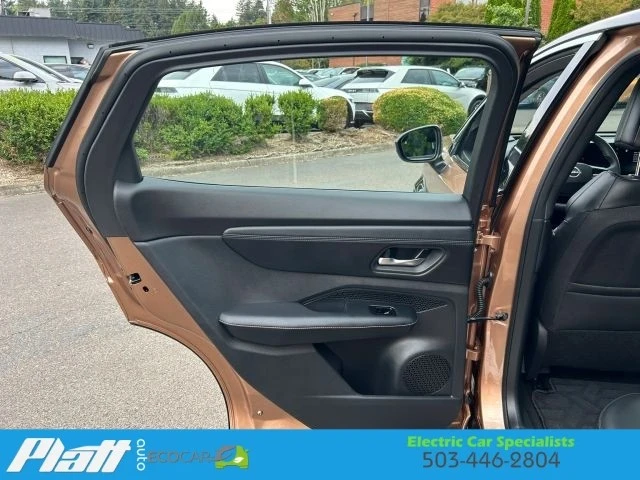 2023 Nissan - Image 27 of 31