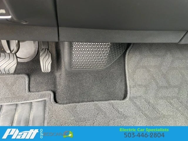 2023 Nissan - Image 30 of 31