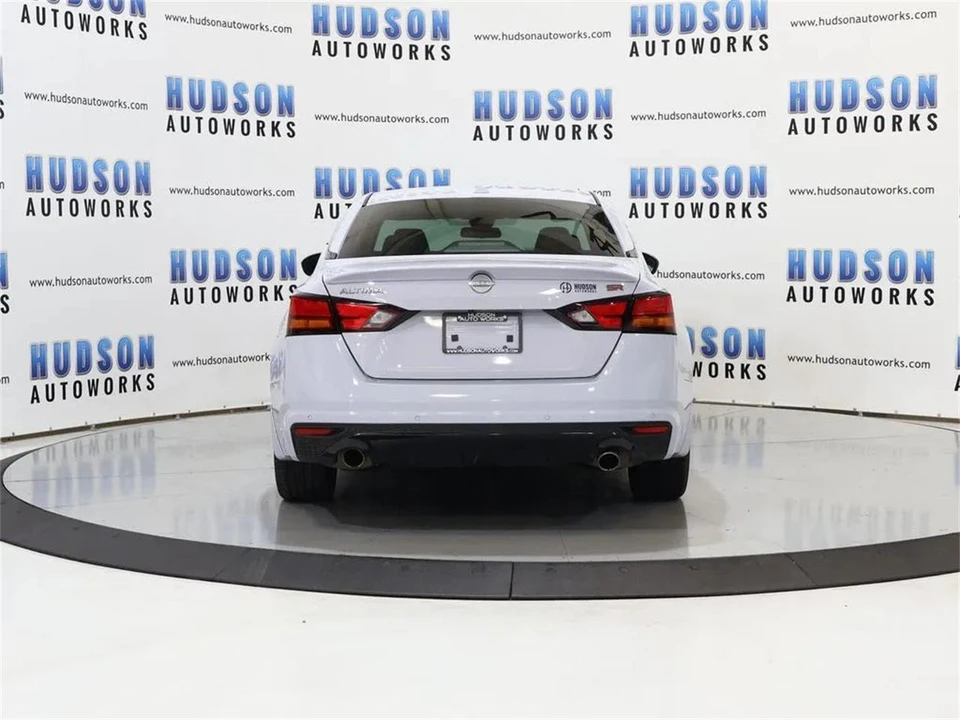 2023 Nissan Altima 6th Gen - Image 5 of 31
