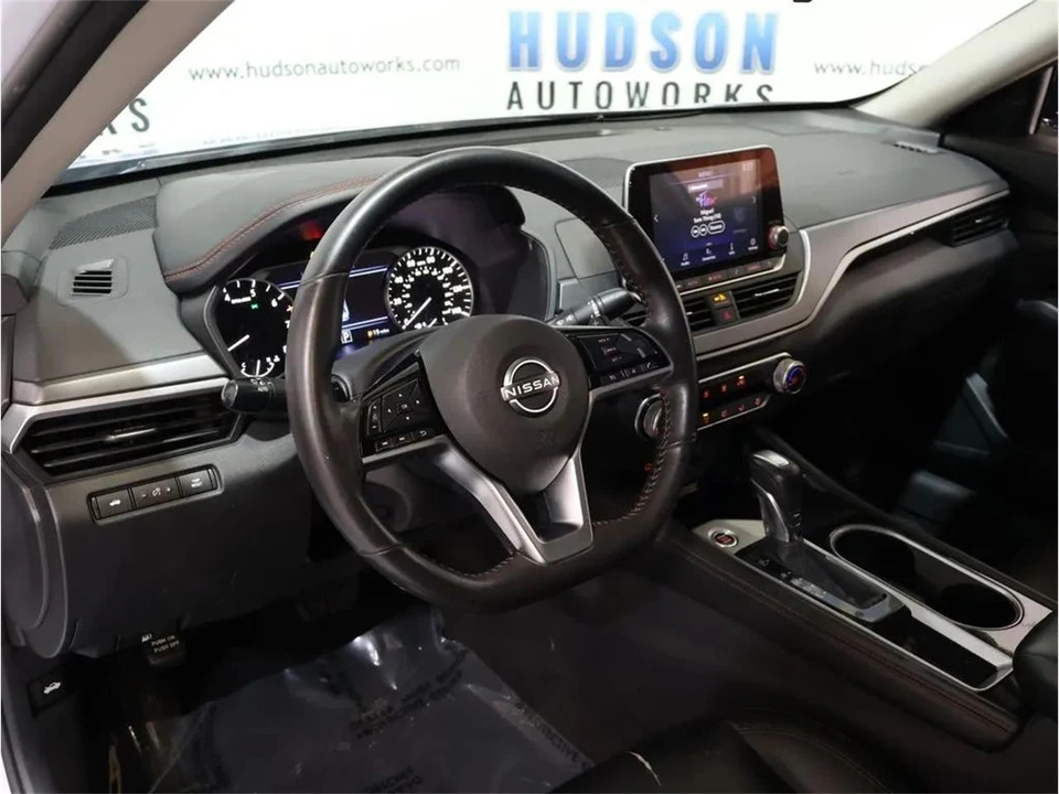 2023 Nissan Altima 6th Gen - Image 12 of 31