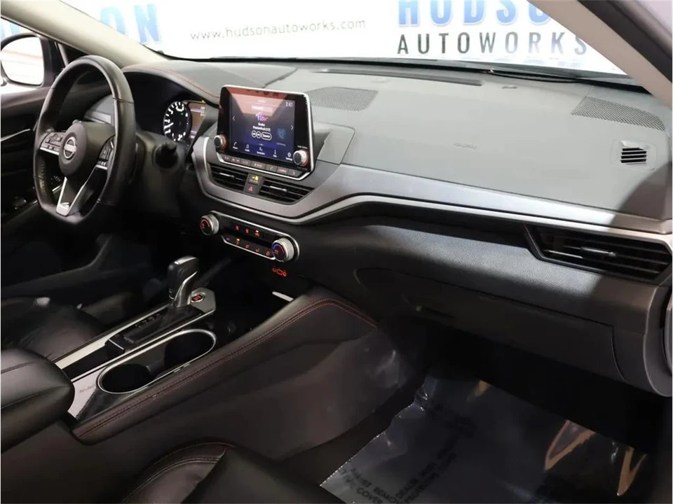 2023 Nissan Altima 6th Gen - Image 27 of 31