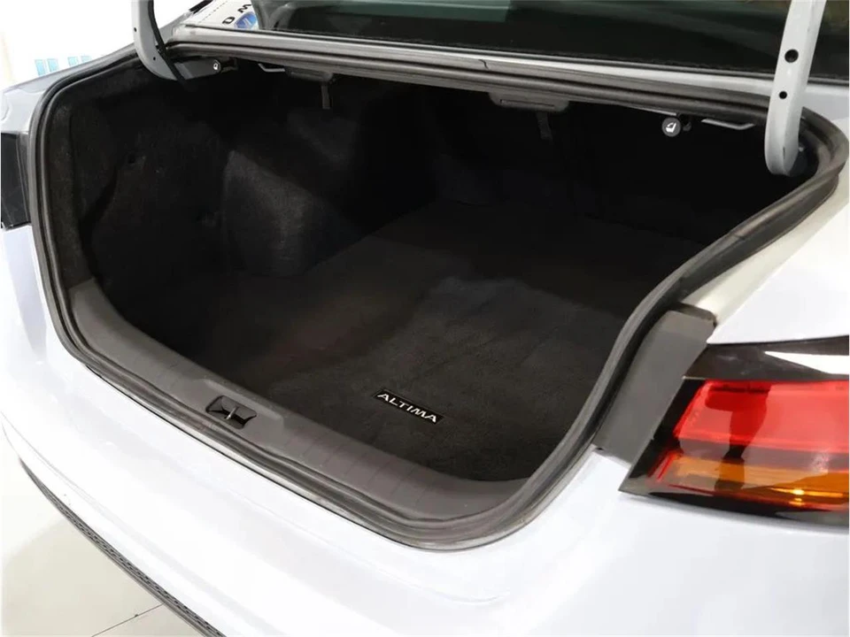 2023 Nissan Altima 6th Gen - Image 29 of 31