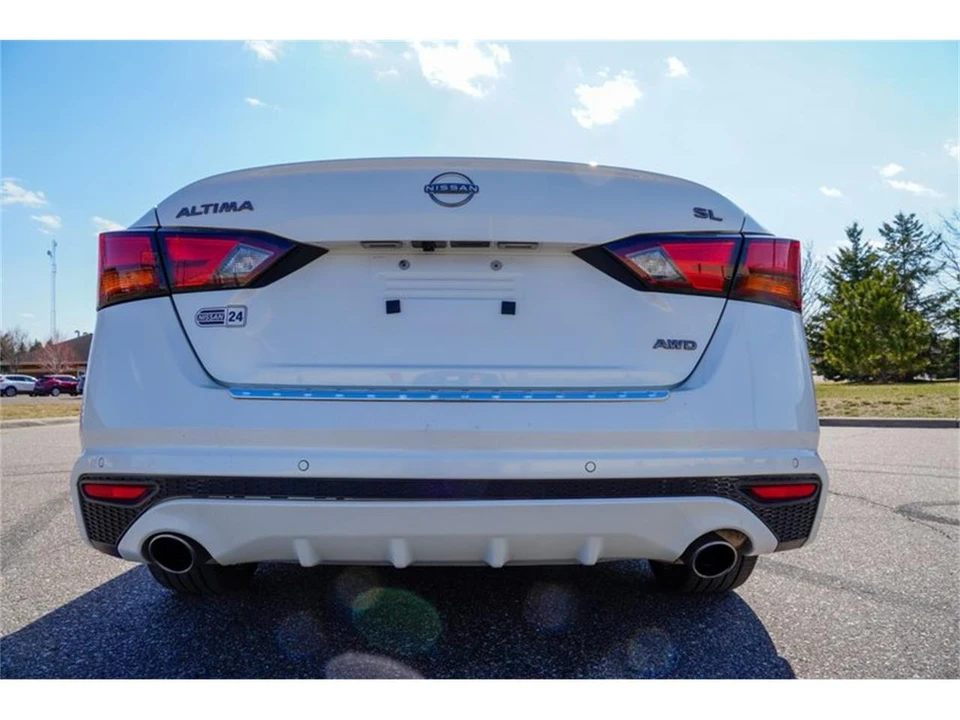 2023 Nissan Altima 6th Gen - Image 28 of 31
