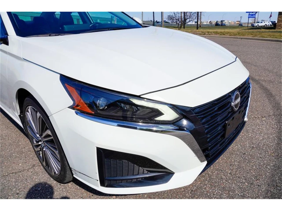 2023 Nissan Altima 6th Gen - Image 21 of 31