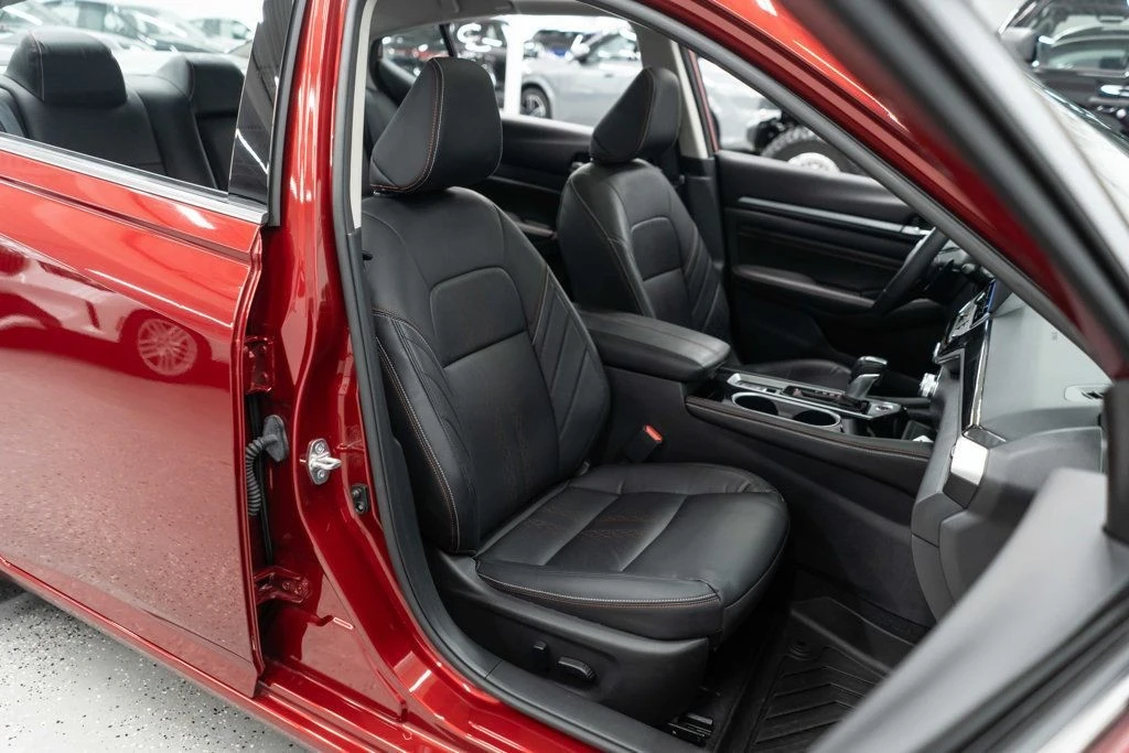 2023 Nissan Altima 6th Gen - Image 11 of 12