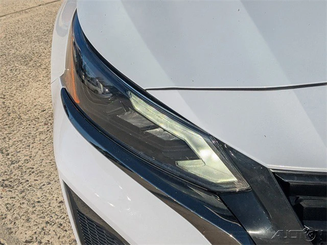 2023 Nissan Altima 6th Gen - Image 10 of 12