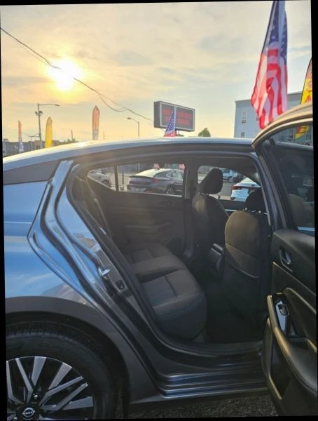 2023 Nissan Altima 6th Gen - Image 10 of 12