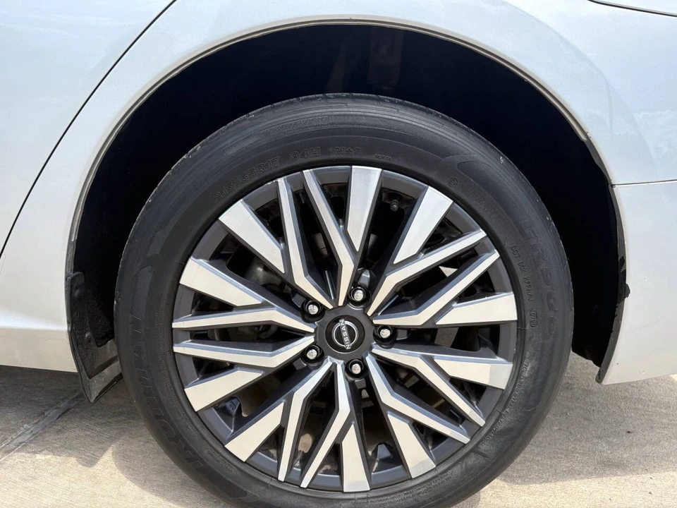 2023 Nissan Altima 6th Gen - Image 10 of 21