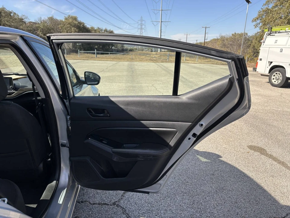 2023 Nissan Altima 6th Gen - Image 17 of 21