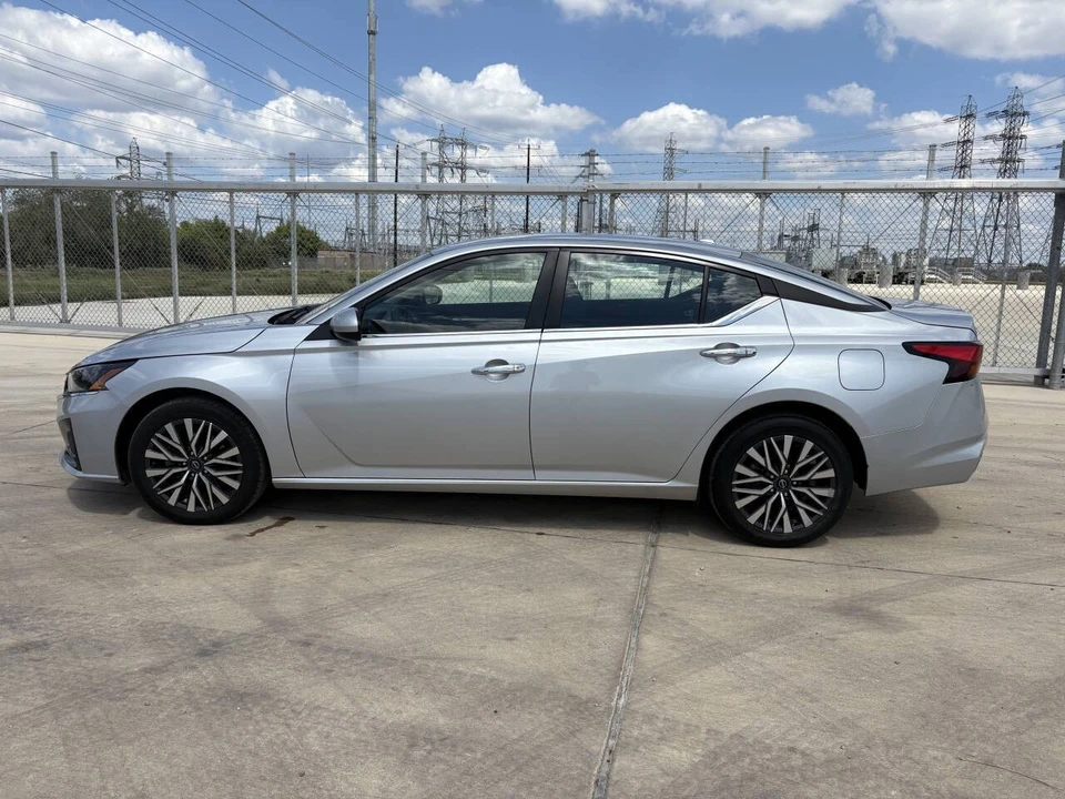2023 Nissan Altima 6th Gen - Image 8 of 21