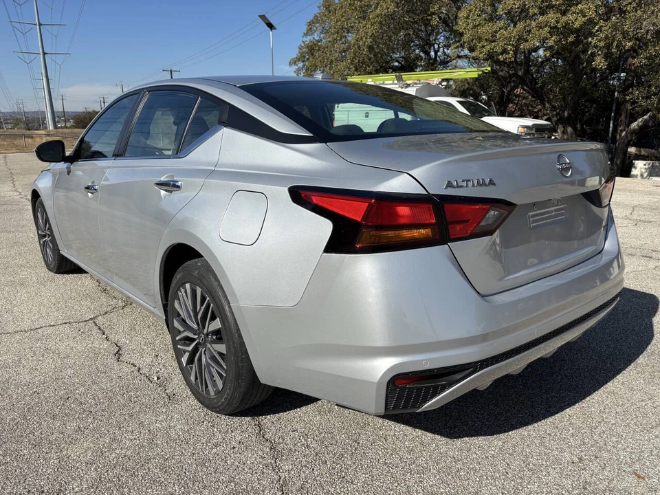 2023 Nissan Altima 6th Gen - Image 7 of 21