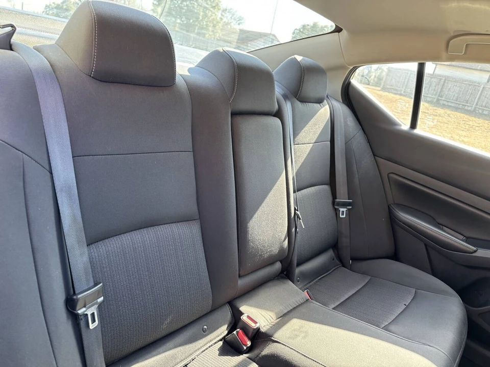 2023 Nissan Altima 6th Gen - Image 16 of 21