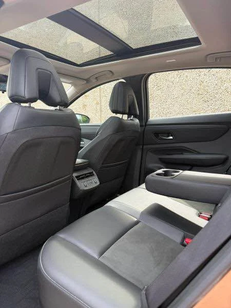 2023 Nissan - Image 8 of 16