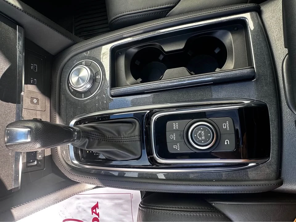 2023 Nissan Armada - Image 7 of 9