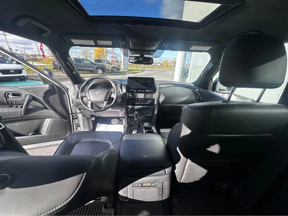 2023 Nissan Armada - Image 8 of 9