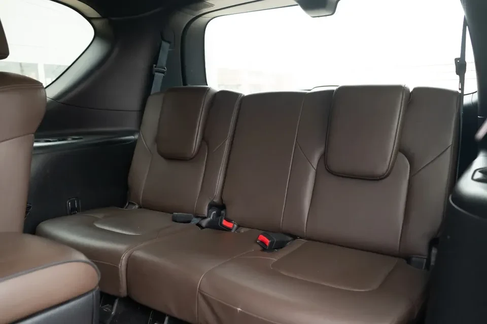 2023 Nissan Armada - Image 8 of 9