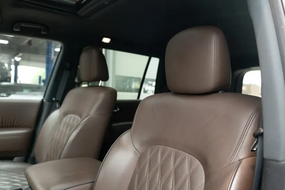 2023 Nissan Armada - Image 6 of 9