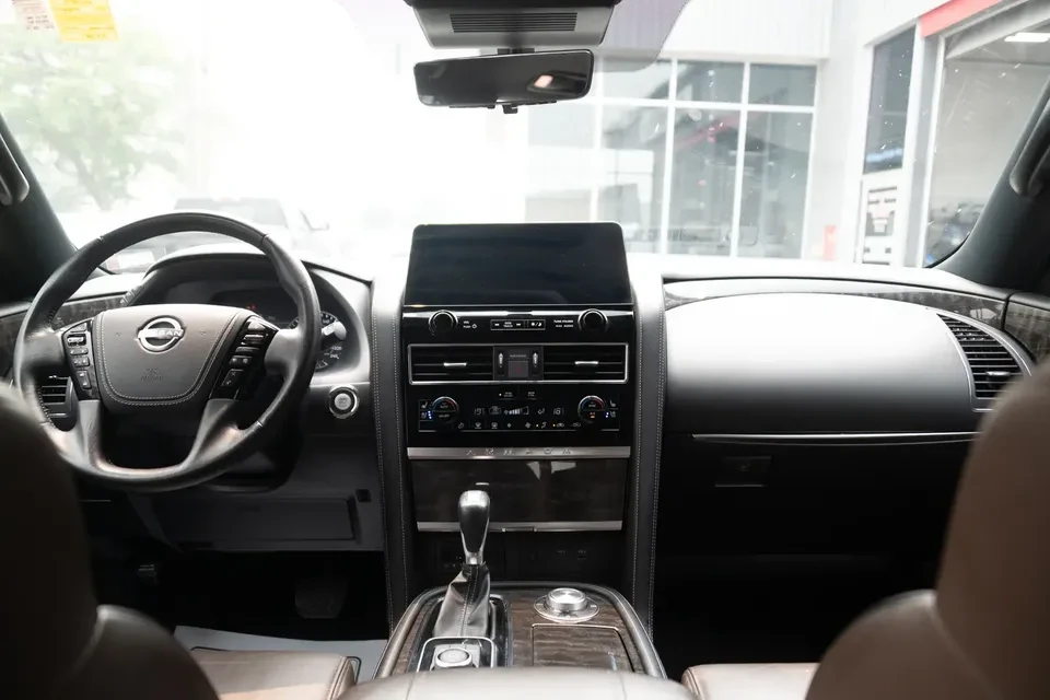 2023 Nissan Armada - Image 9 of 9
