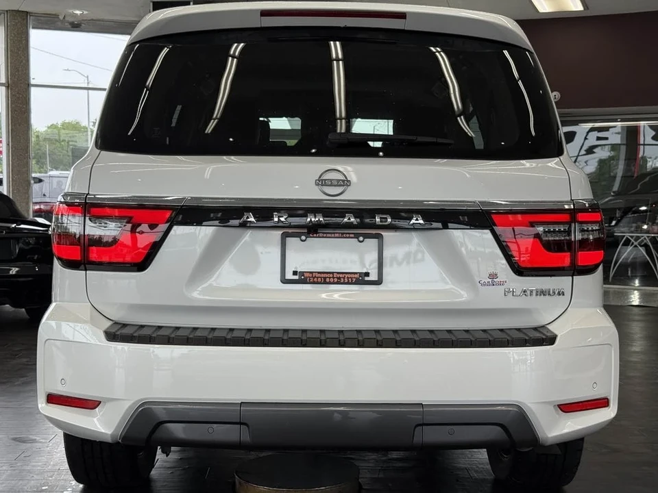 2023 Nissan Armada - Image 20 of 21