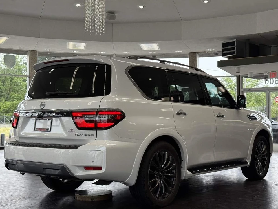 2023 Nissan Armada - Image 14 of 21