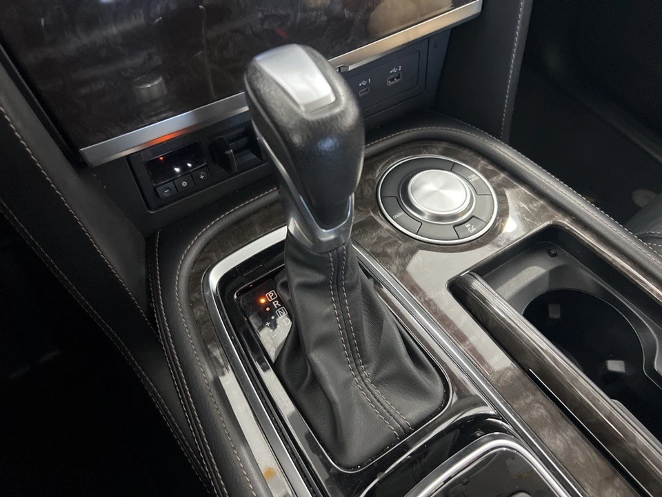 2023 Nissan Armada - Image 13 of 21