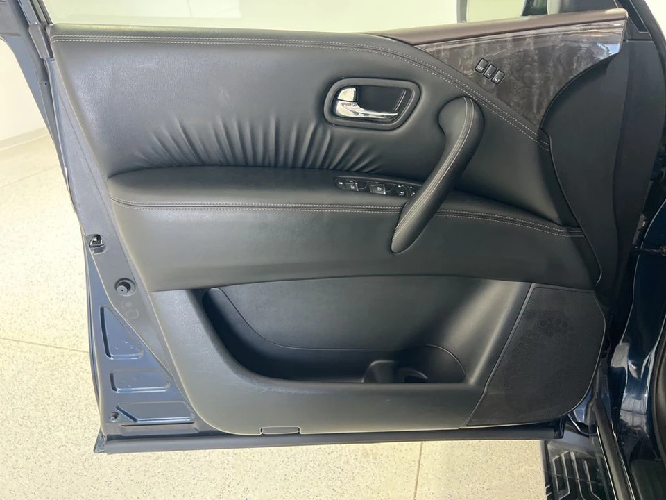 2023 Nissan Armada - Image 19 of 21